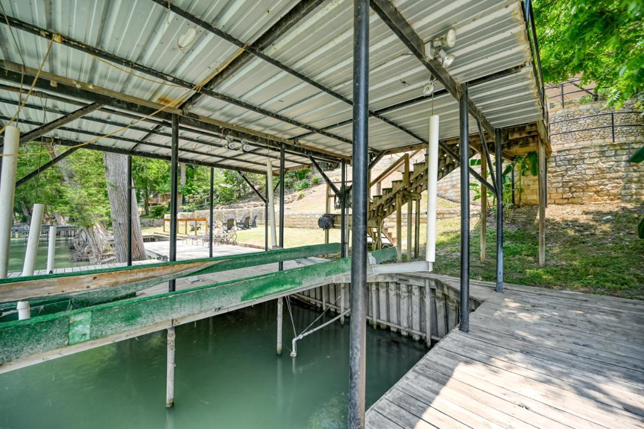 Luxury Lakefront Oasis With Boat Dock-Firepit McQueeney المظهر الخارجي الصورة